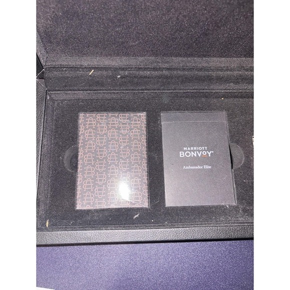 Marriott Bonvoy Ambassador Elite Gift Set – Box, Cards, Acrylic Paperweight - Picture 4 of 5